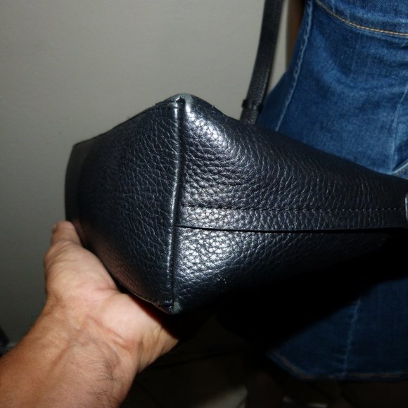 SOLD RADLEY LONDON LEATHER CROSSBODY BAG - Picture 10 of 16